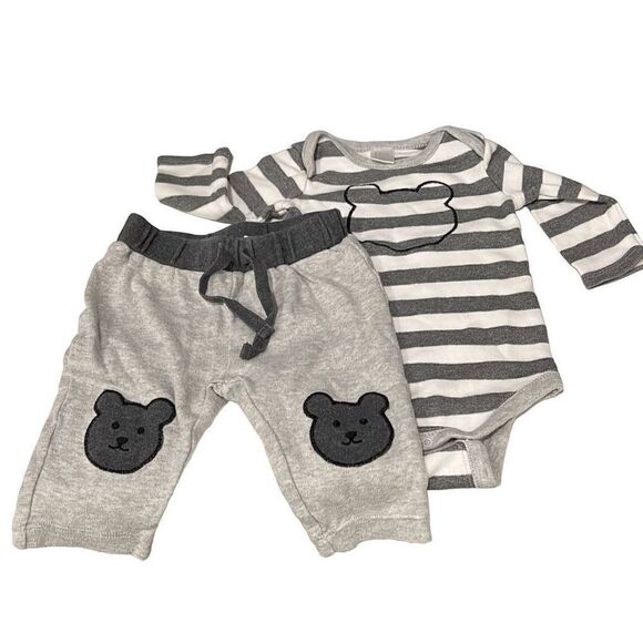 Nordstrom Baby Matching Set - Picture 2 of 6